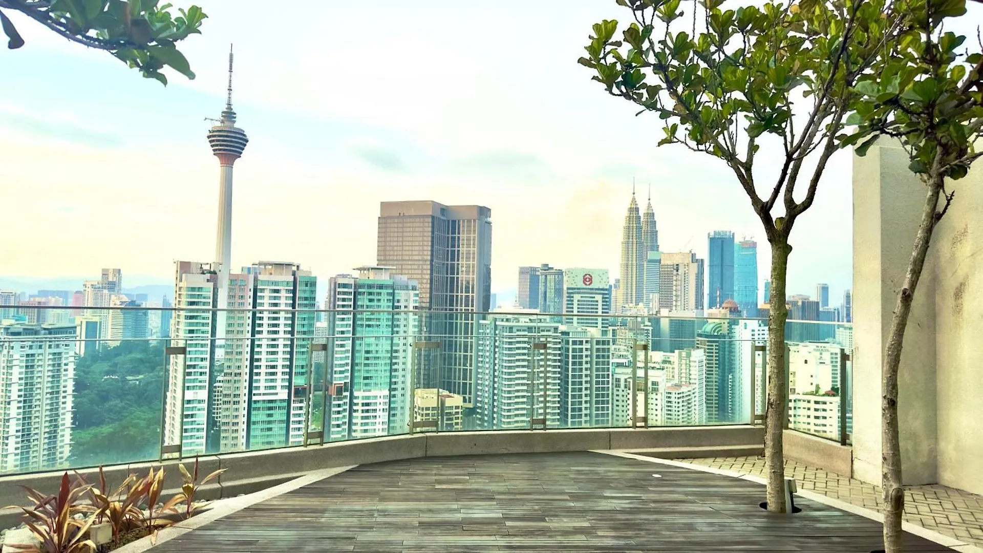 Balcony Unit II & The Robertson Residence 33F 吉隆坡 马来西亚