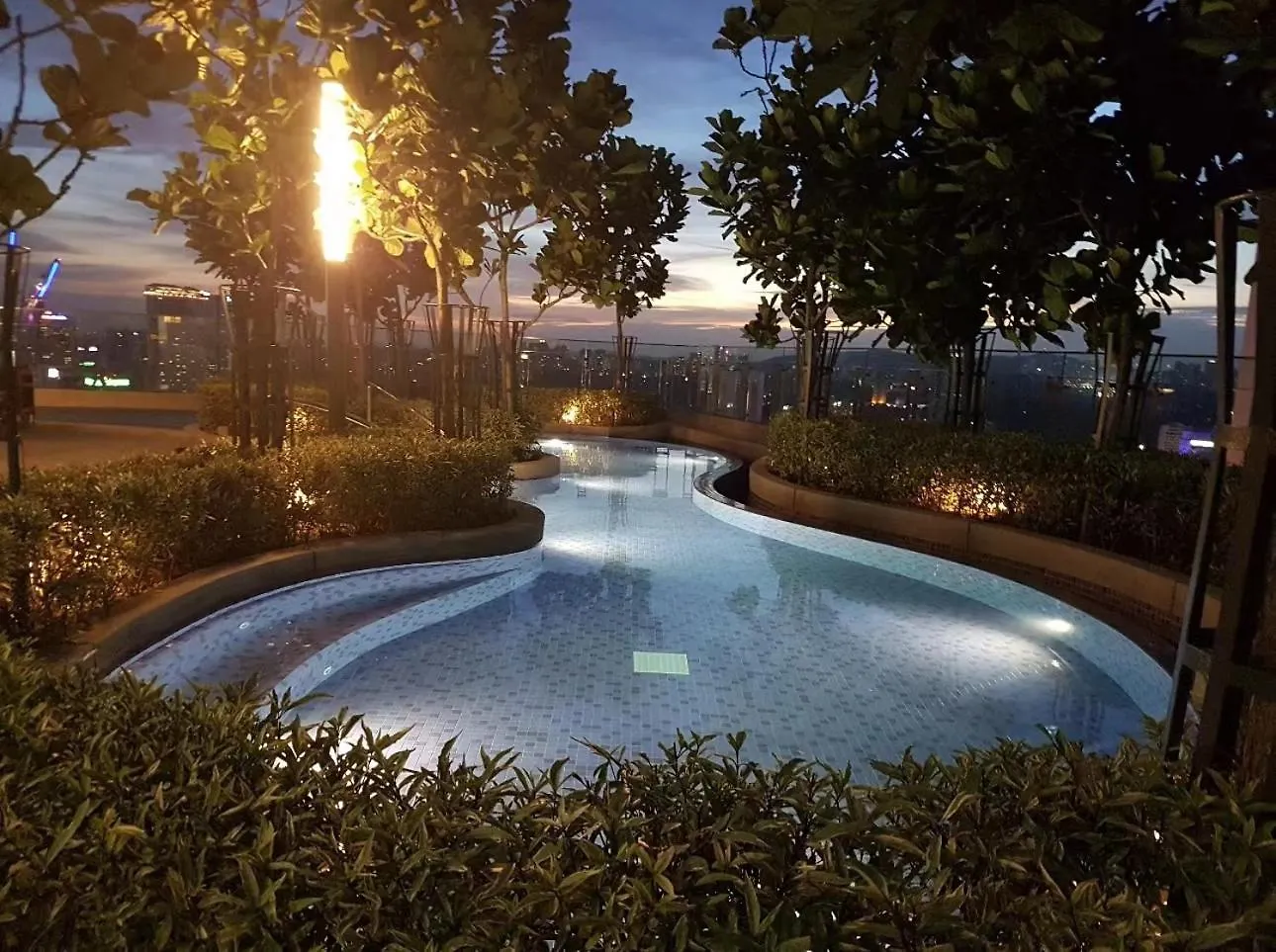 Balcony Unit II & The Robertson Residence 33F 吉隆坡 马来西亚