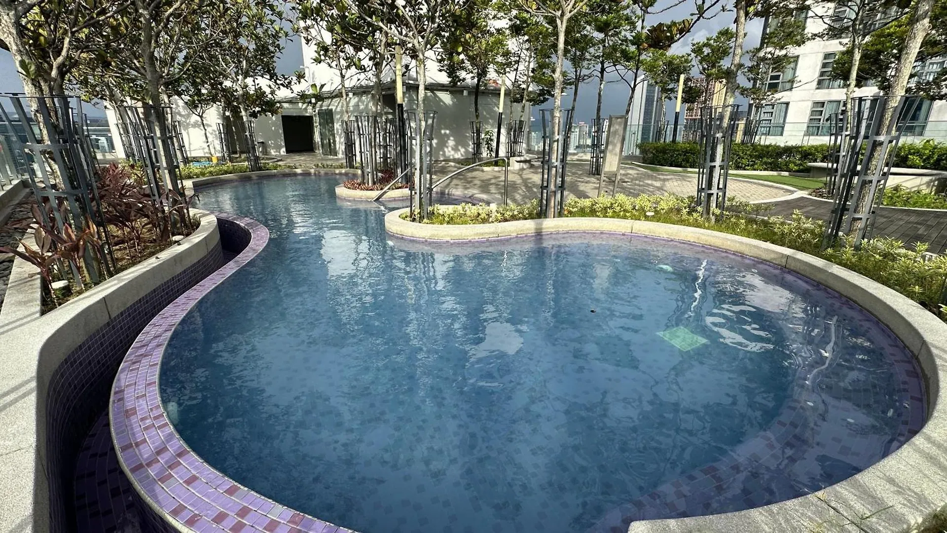 Balcony Unit II & The Robertson Residence 33F 吉隆坡 公寓